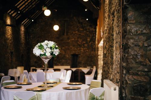 A Barn Wedding at The Rock & Fountain, Where the Bride Sang
